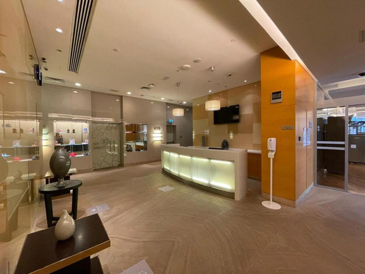 Former Address Mall Burj Khalifa View Apartment *